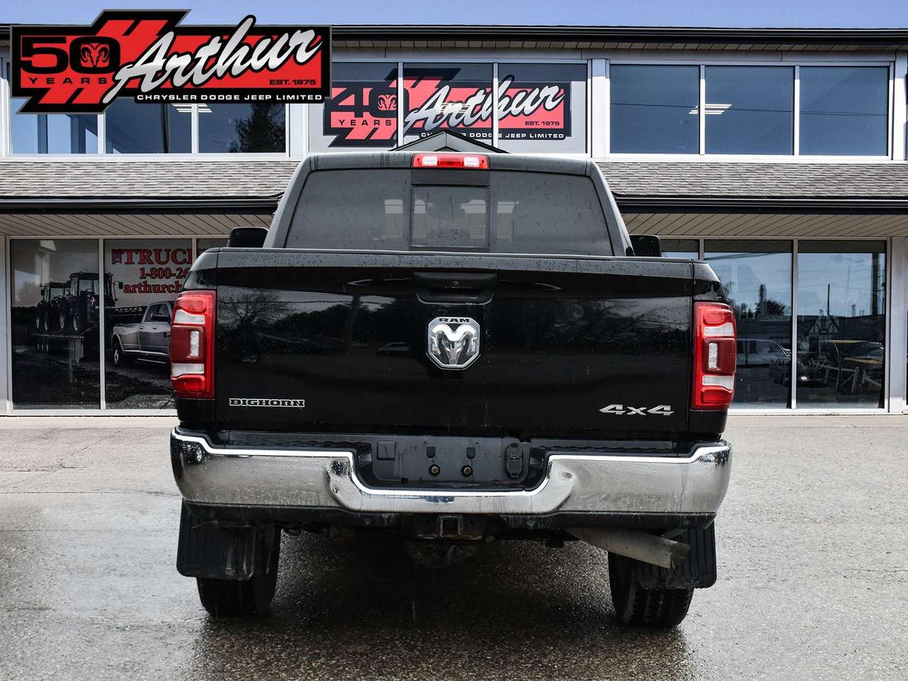 2023 RAM 2500 Big Horn Crew Cab 4x4 Photo