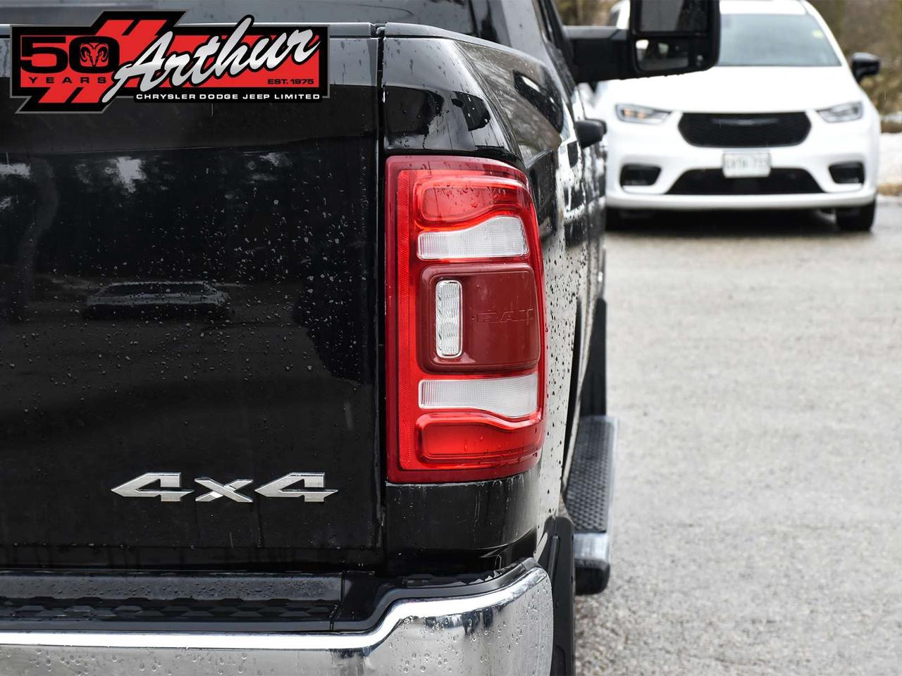 2023 RAM 2500 Big Horn Crew Cab 4x4 Photo