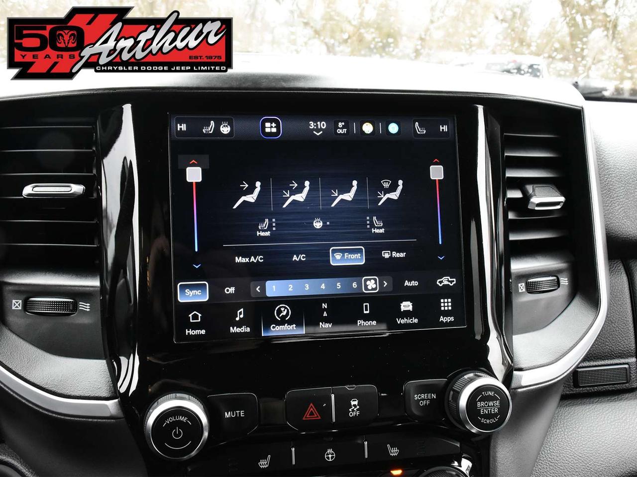2023 RAM 2500 Big Horn Crew Cab 4x4 Photo