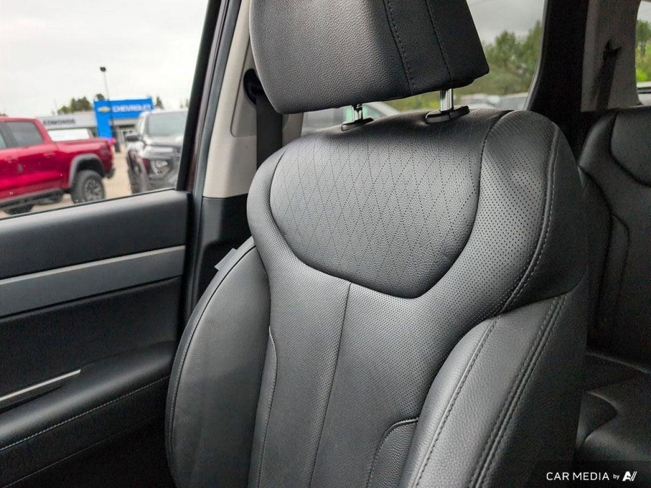 2020 Hyundai PALISADE LuxuryOne Owner   Remote Start   Sunroof   Heated Photo