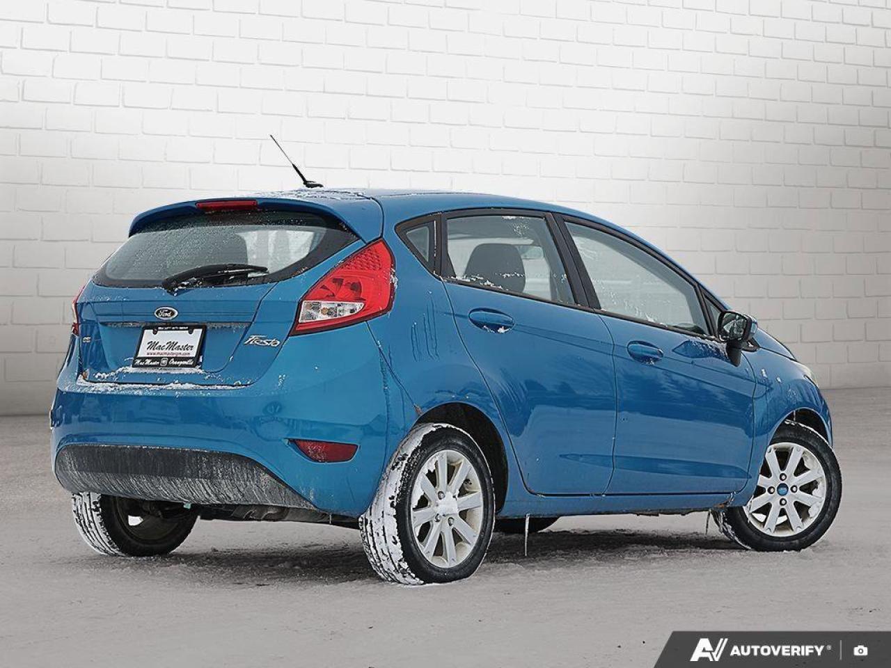 2013 Ford Fiesta SE1.6L, 4-CYLINDER, AUTOMATIC, HATCHBACK, SUNROOF, Photo