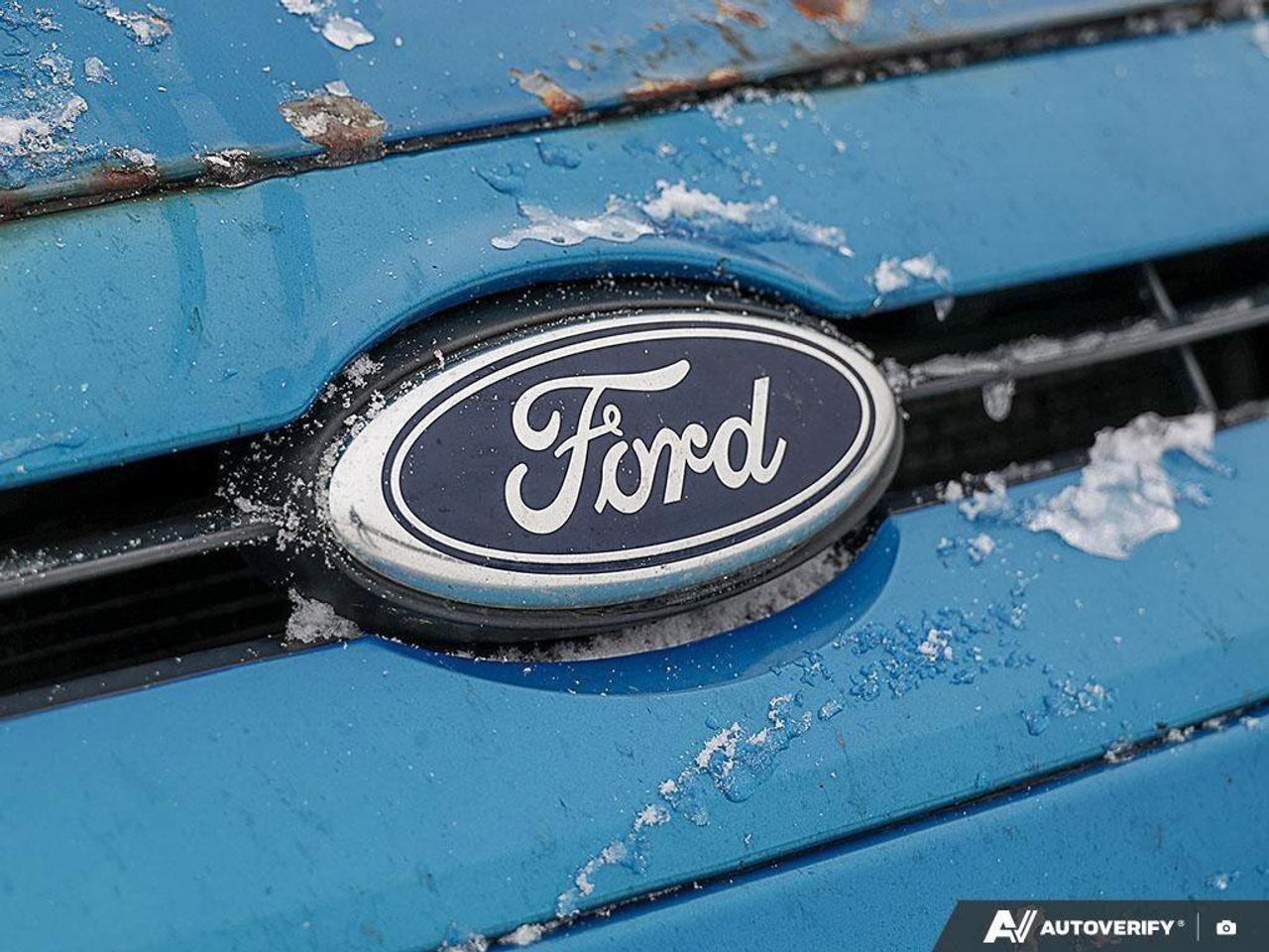 2013 Ford Fiesta SE1.6L, 4-CYLINDER, AUTOMATIC, HATCHBACK, SUNROOF, Photo