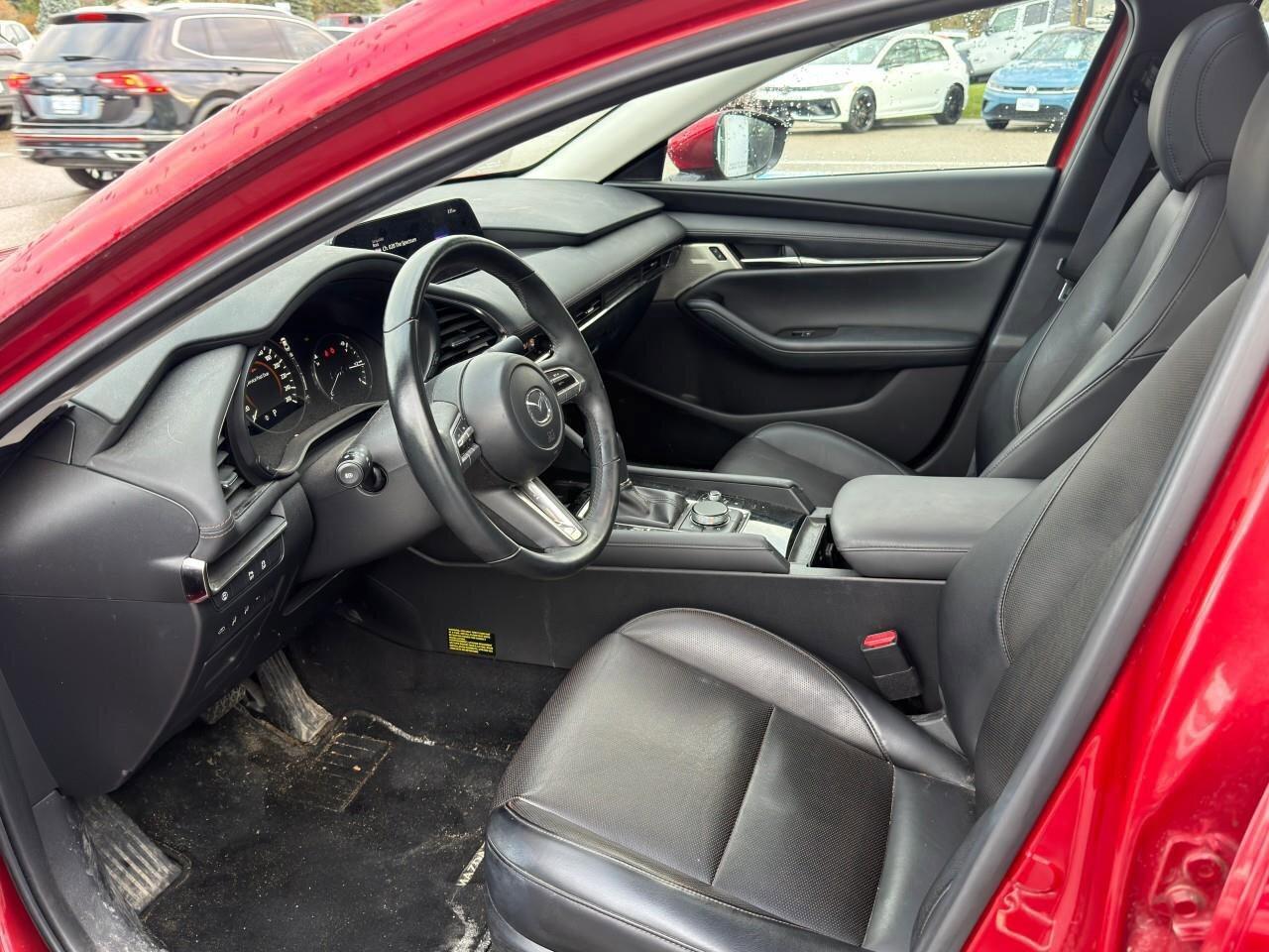 2019 Mazda MAZDA3 GTONE-OWNER, ACCIDENT-FREE, AWD, BOSE AUDIO, SUNRO Photo4