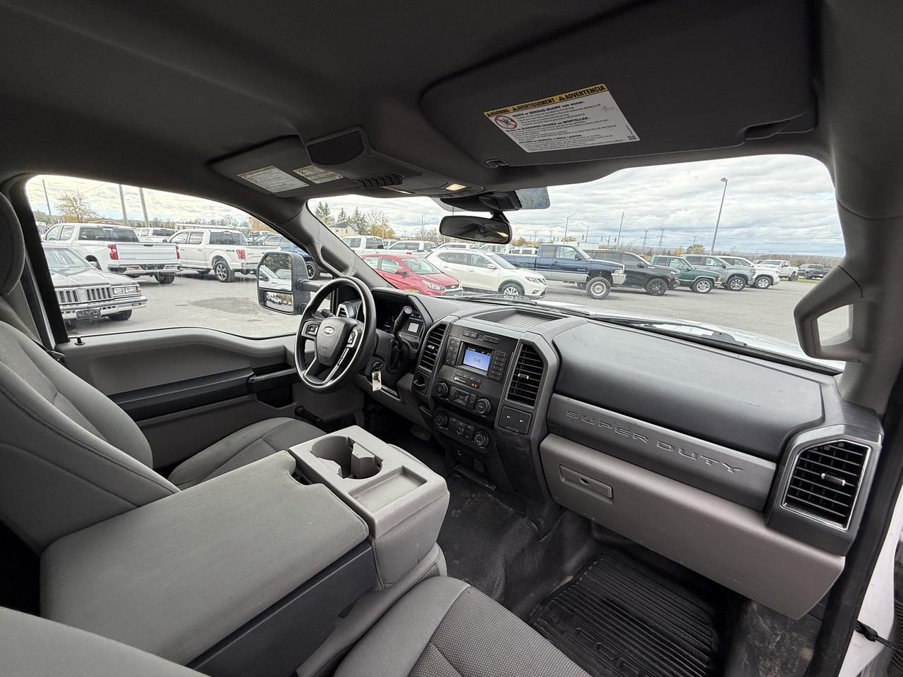 2022 Ford F-550 XL 2WD Reg Cab 169  WB 84  CA Photo