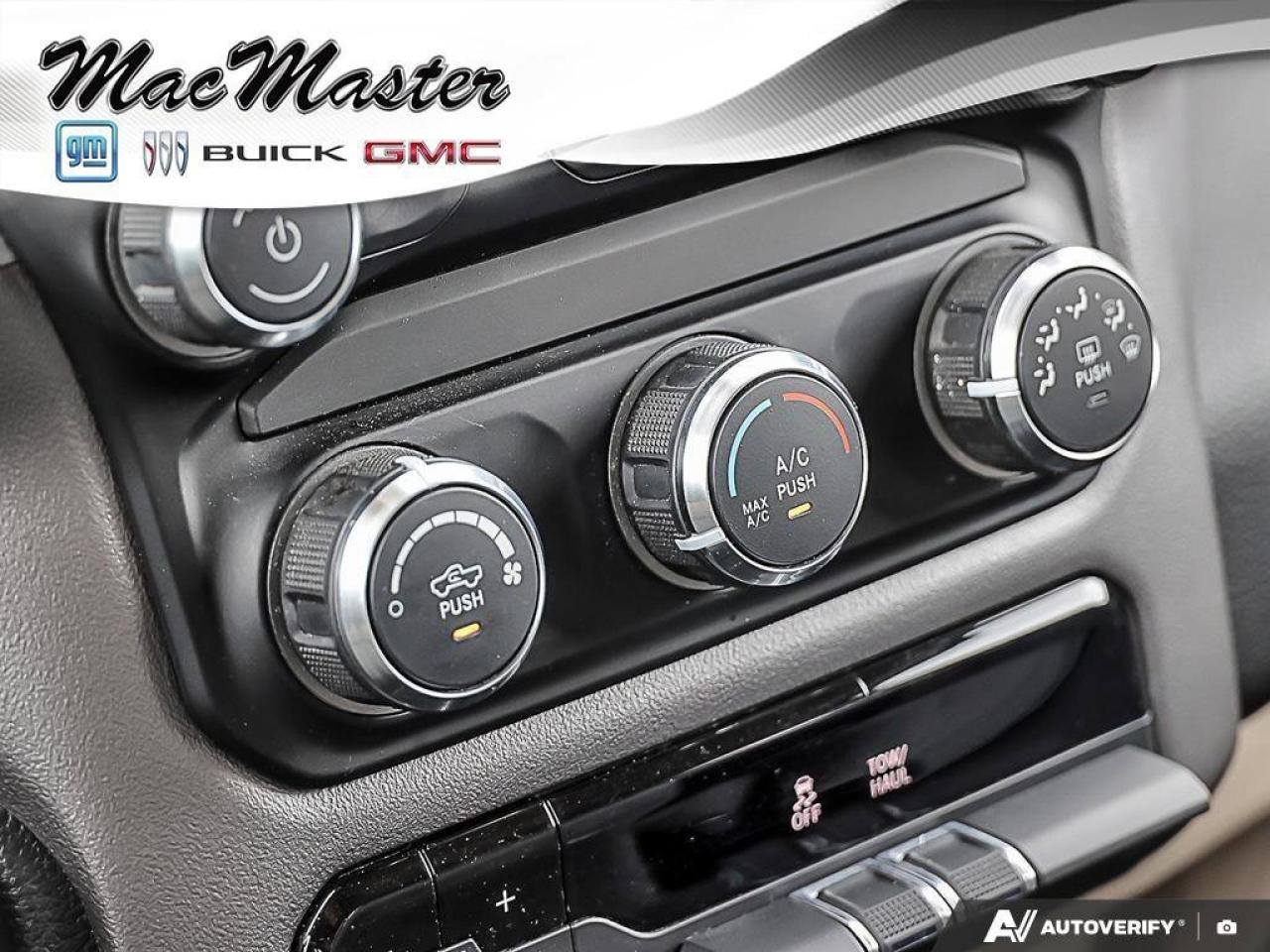 2020 RAM 1500 Big HornBIG HORN, HEMI, CREW, 4X4, UCONNECT, TOW P Photo