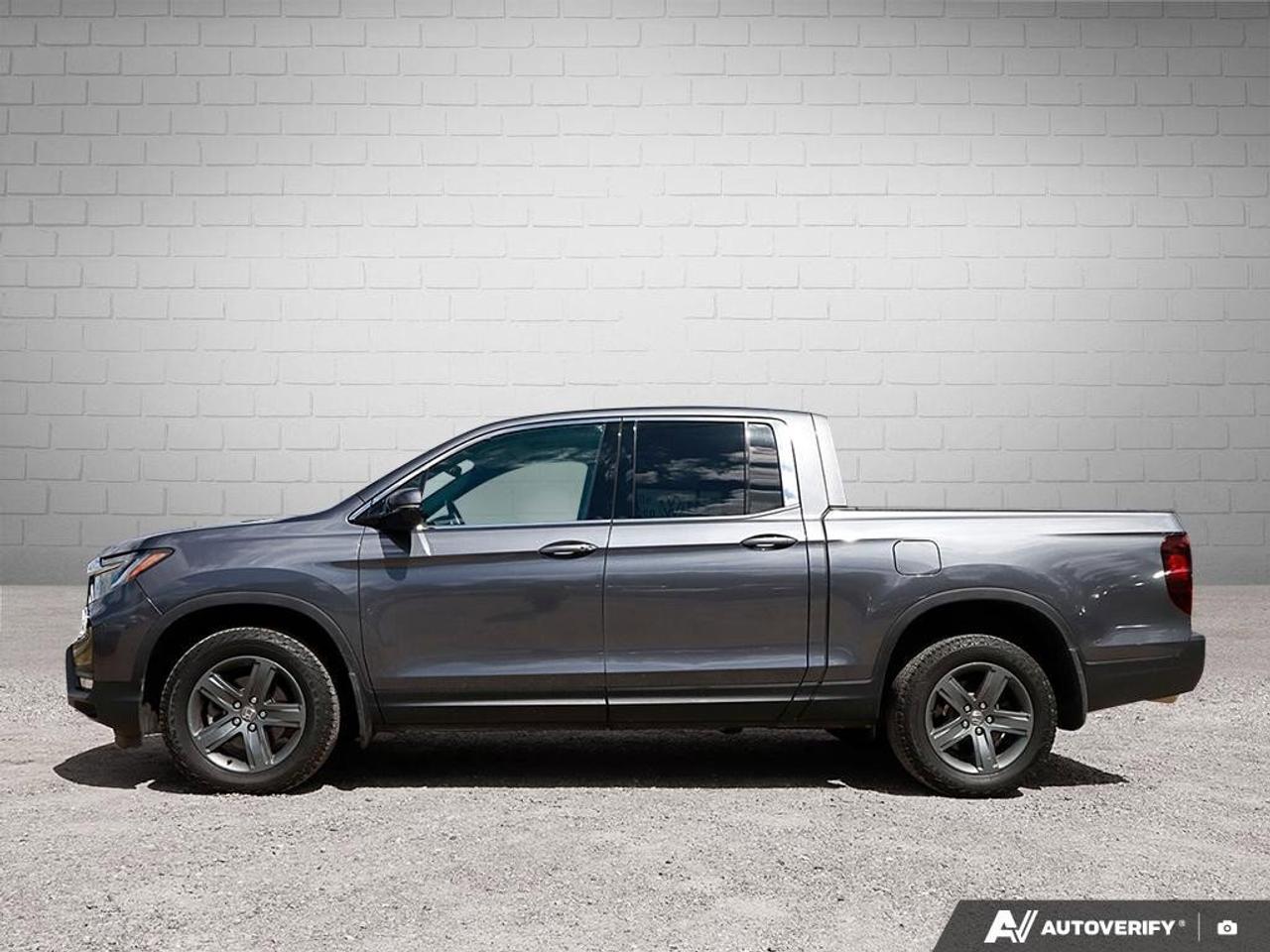 2022 Honda Ridgeline TouringONE-OWNER, HTD WHEEL, CARPLAY, LEATHER, NAV Photo2