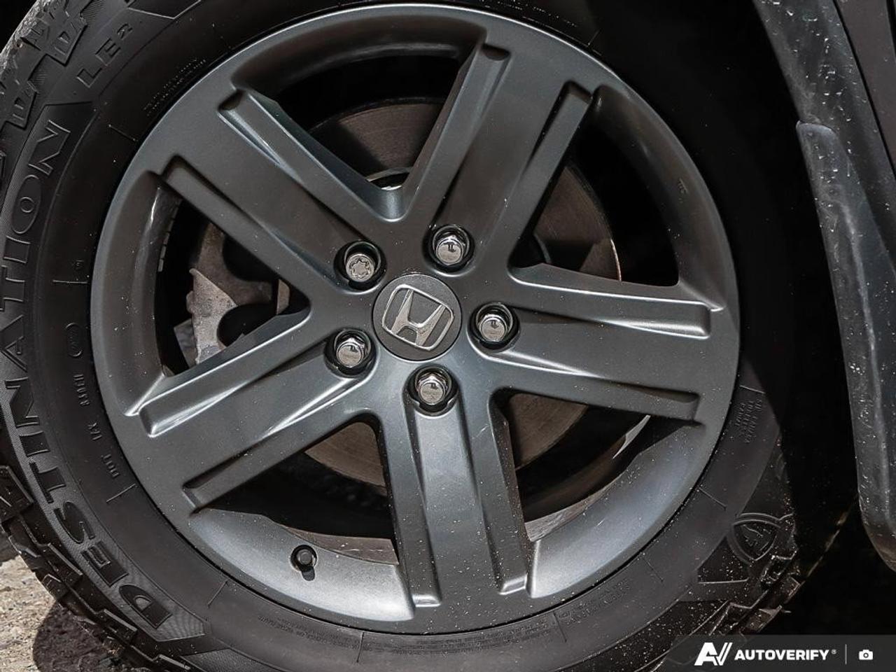 2022 Honda Ridgeline TouringONE-OWNER, HTD WHEEL, CARPLAY, LEATHER, NAV Photo