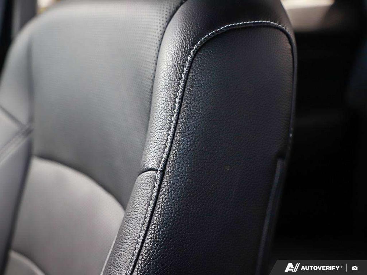 2022 Honda Ridgeline TouringONE-OWNER, HTD WHEEL, CARPLAY, LEATHER, NAVIGATION Photo