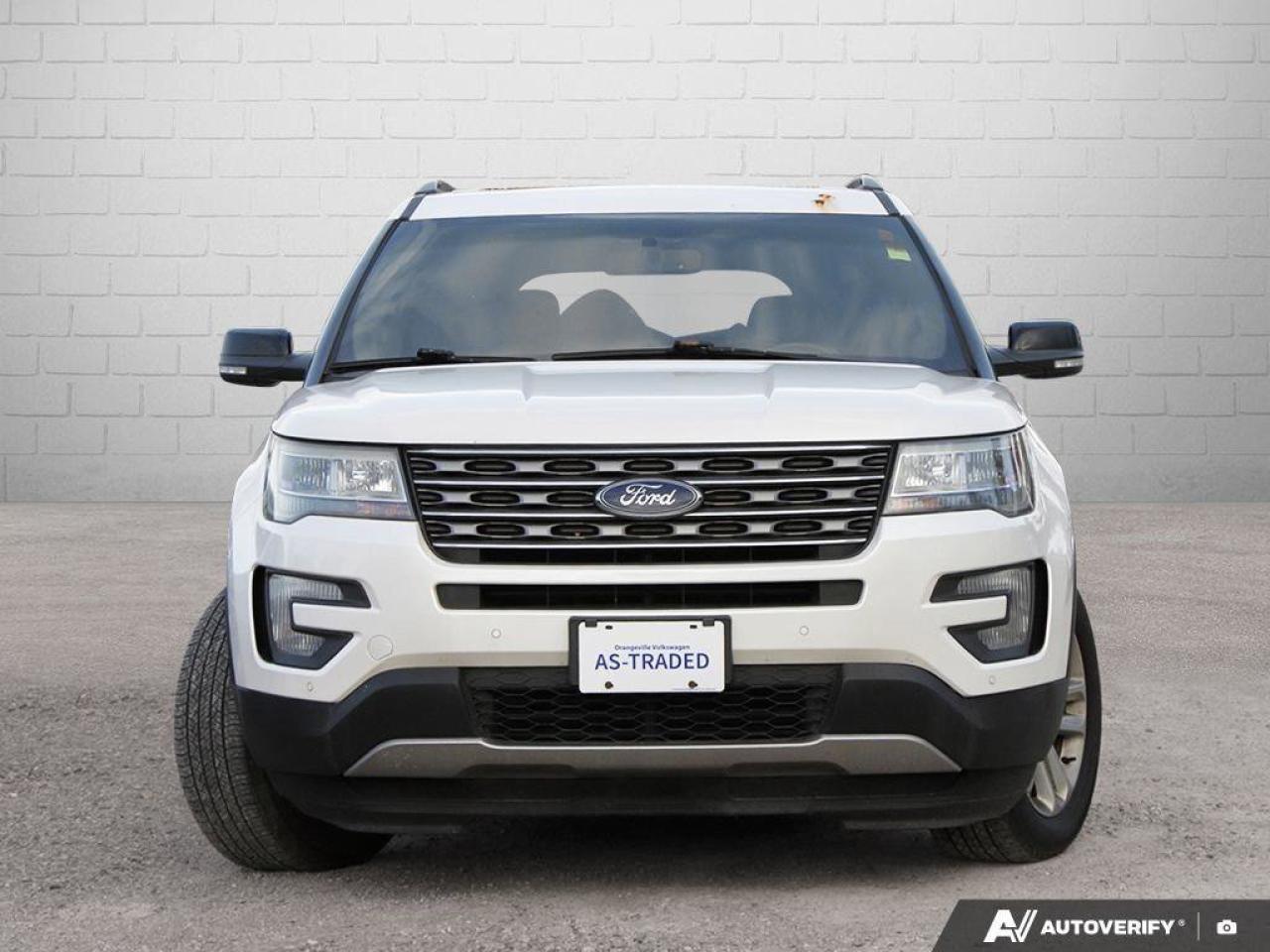 2017 Ford Explorer XLTAS-TRADED, ACCIDENT FREE, SUNROOF, HTD SEATS, L Photo