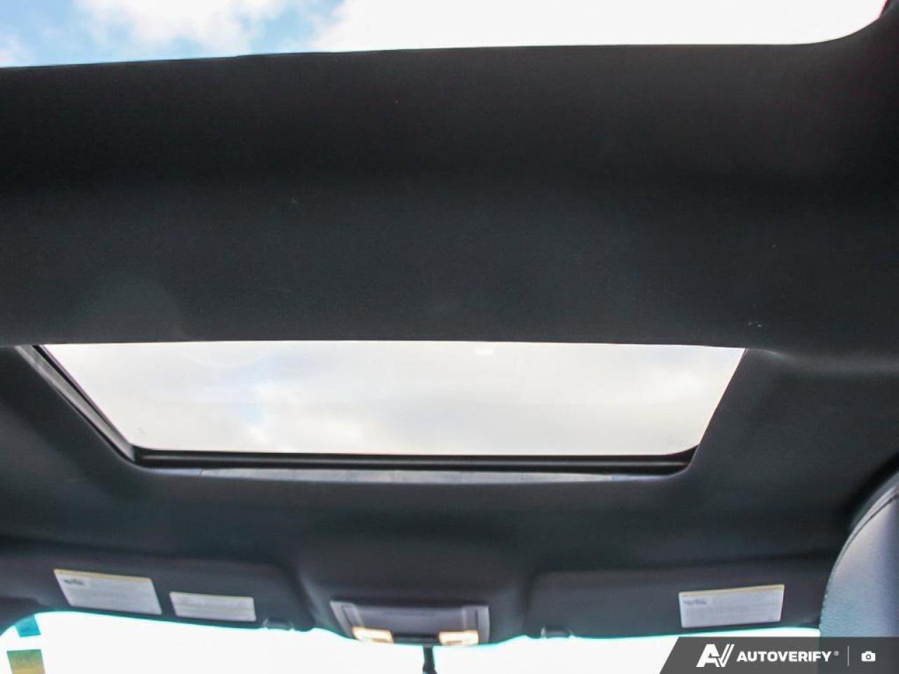 2017 Ford Explorer XLTAS-TRADED, ACCIDENT FREE, SUNROOF, HTD SEATS, L Photo