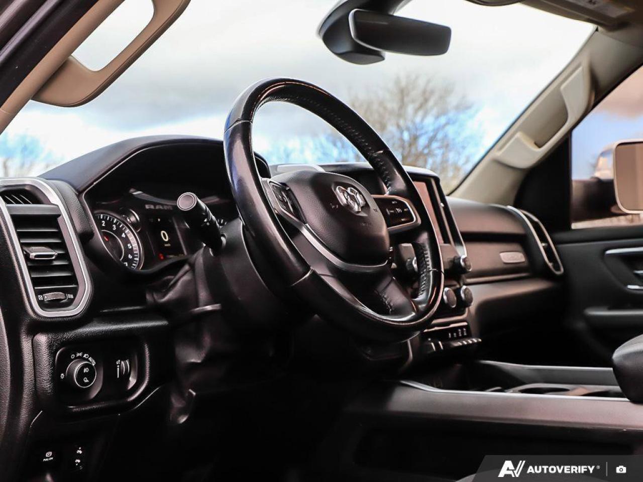 2020 RAM 1500 Big HornBIG HORN, CREW, 4X4, REMOTE START, 1-OWNER Photo