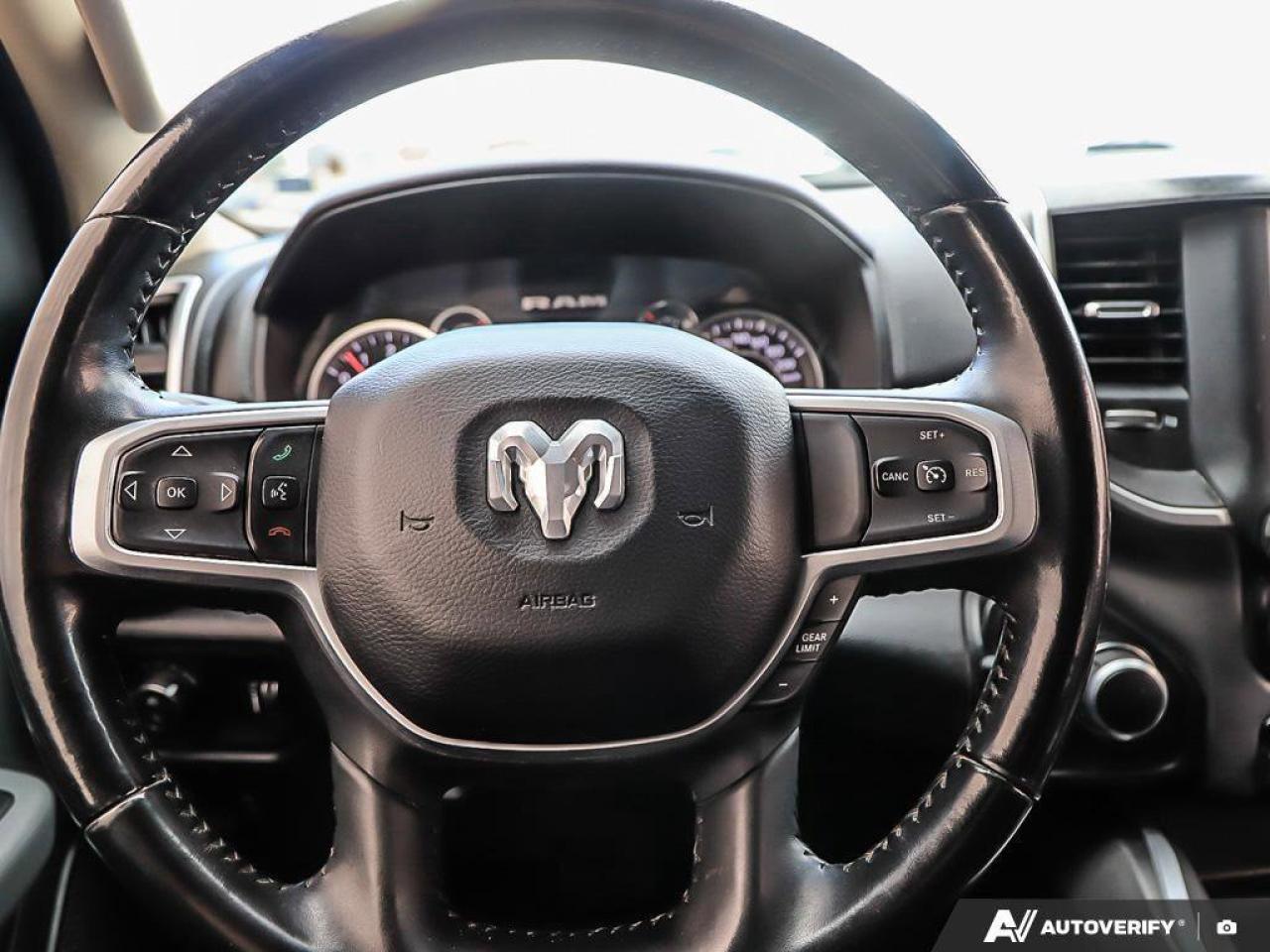 2020 RAM 1500 Big HornBIG HORN, CREW, 4X4, REMOTE START, 1-OWNER Photo