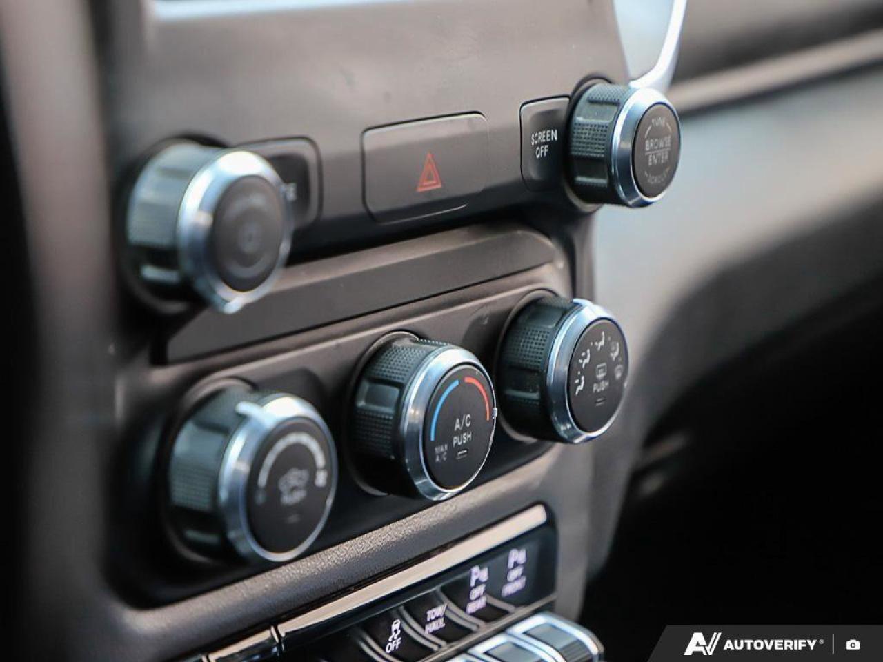 2020 RAM 1500 Big HornBIG HORN, CREW, 4X4, REMOTE START, 1-OWNER Photo