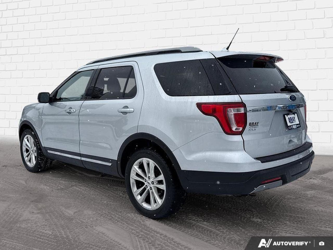2019 Ford Explorer XLT   SPACIOUS AND SOPHISTICATED   HEATED SEATS Photo2