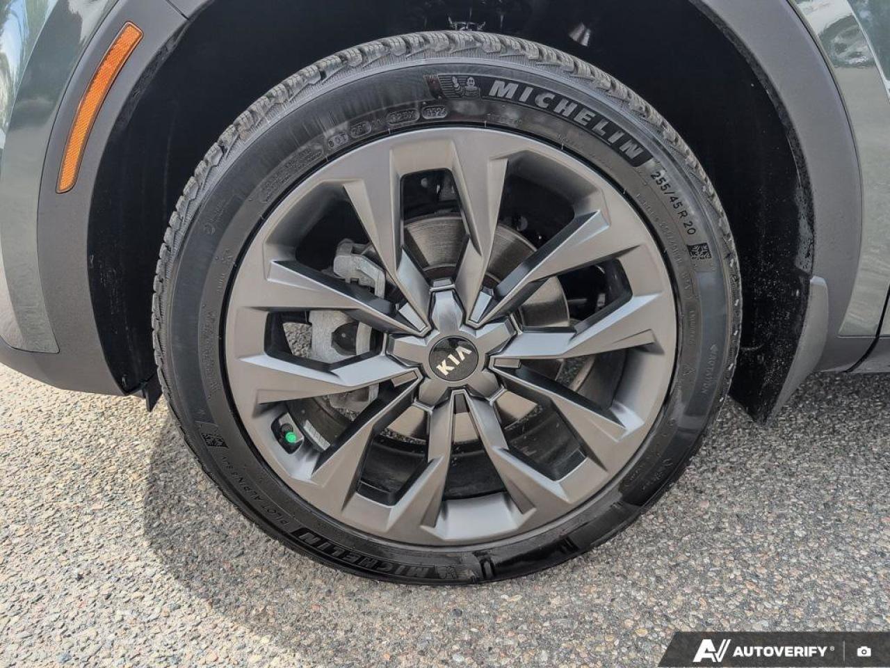 2021 Kia Sorento X-Line  X-LINE   HEATED SEATS & STEERING WHEEL   A Photo