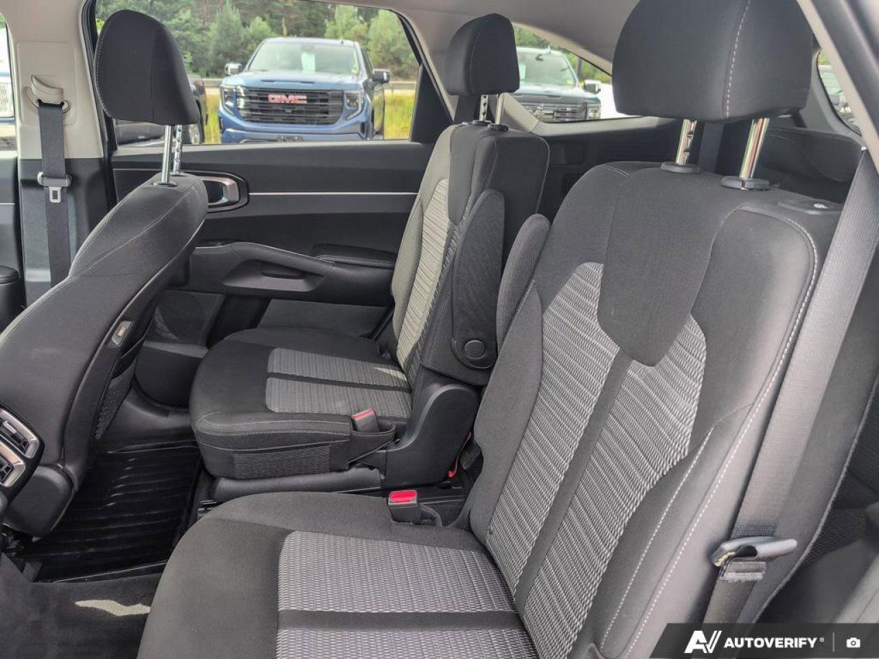 2021 Kia Sorento X-Line  X-LINE   HEATED SEATS & STEERING WHEEL   A Photo