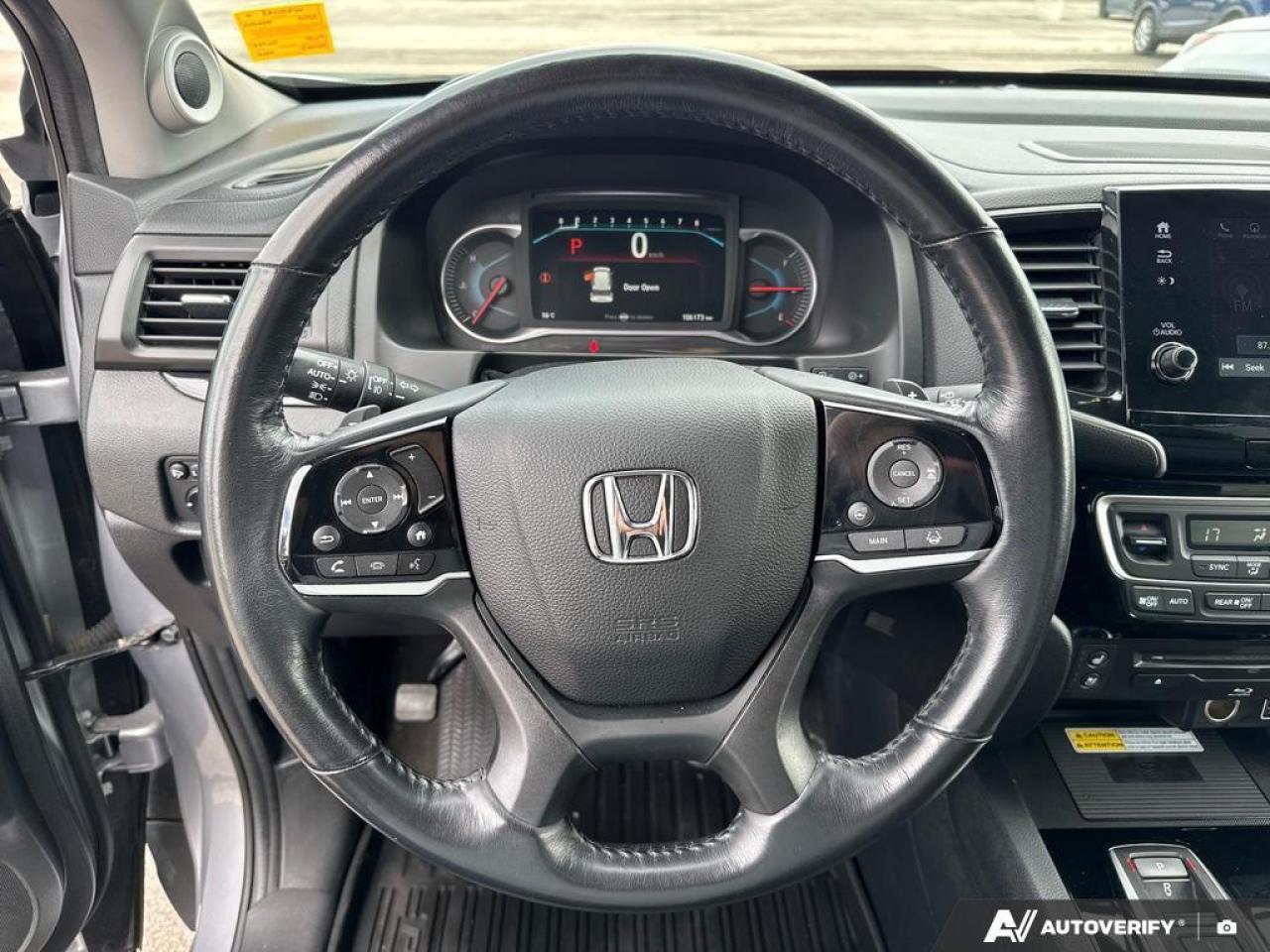 2020 Honda Pilot Touring 7P BACKUP CAM   BLUETOOTH   HTD & CLD SEAT Photo