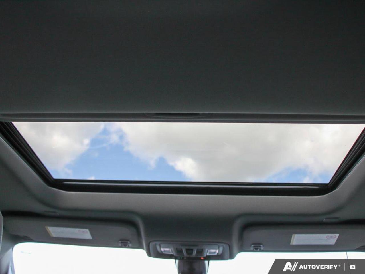 2023 GMC SIERRA 2500HD DenaliDENALI ULTIMATE, DURAMAX, CREW, 4X4, NAV, RO Photo