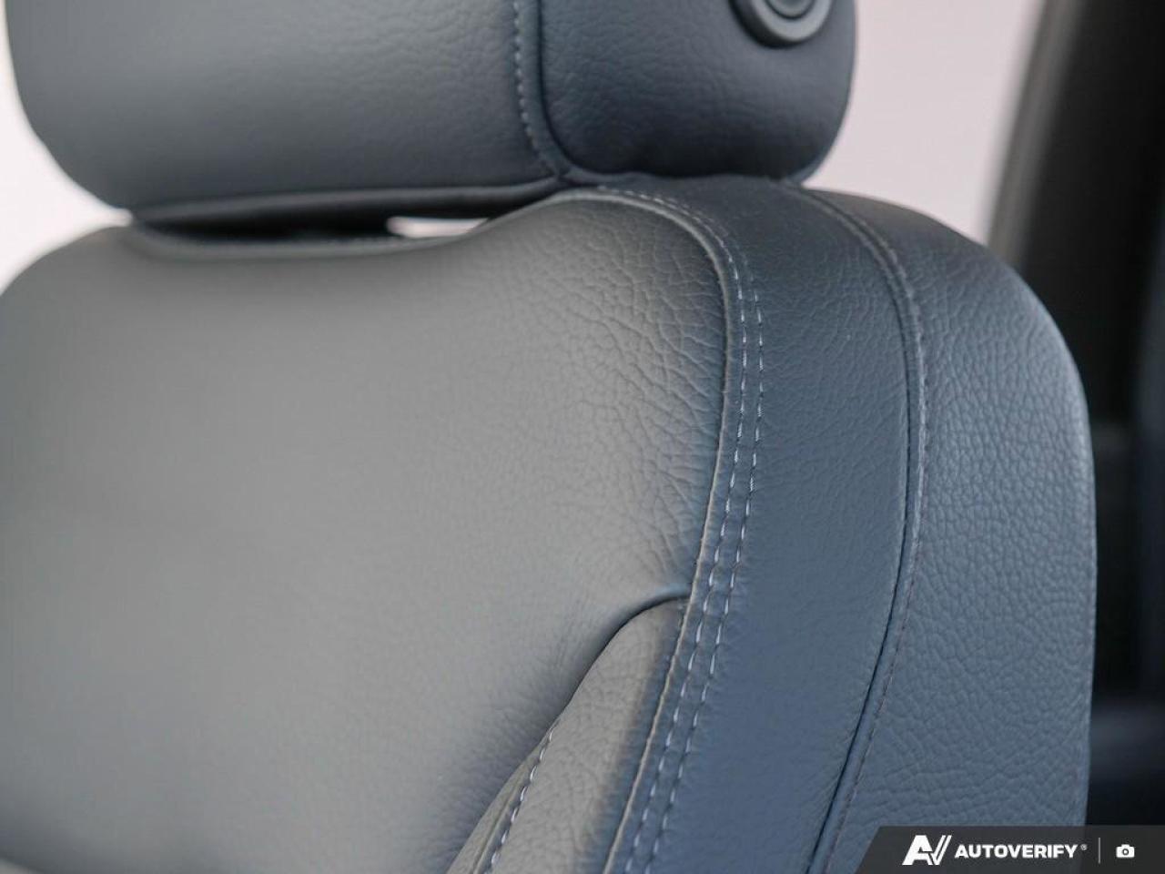 2022 GMC SIERRA 2500HD DenaliDENALI, DURAMAX, CREW, 4X4, NAV, ROOF, LOADE Photo