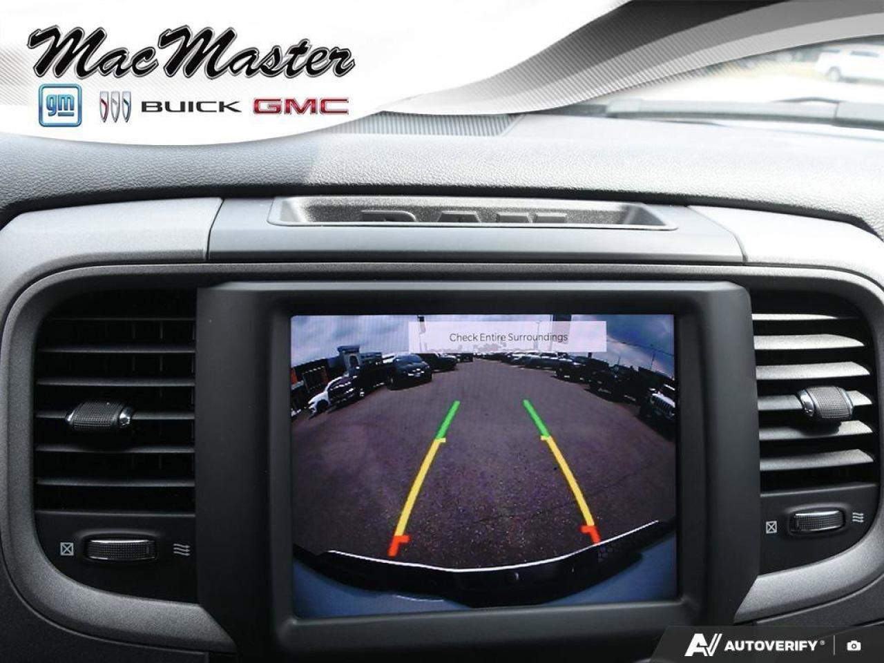 2022 RAM 1500 Classic ExpressBLACK EXPRESS, NIGHT, CREW, 4X4, HEMI, HEAT Photo