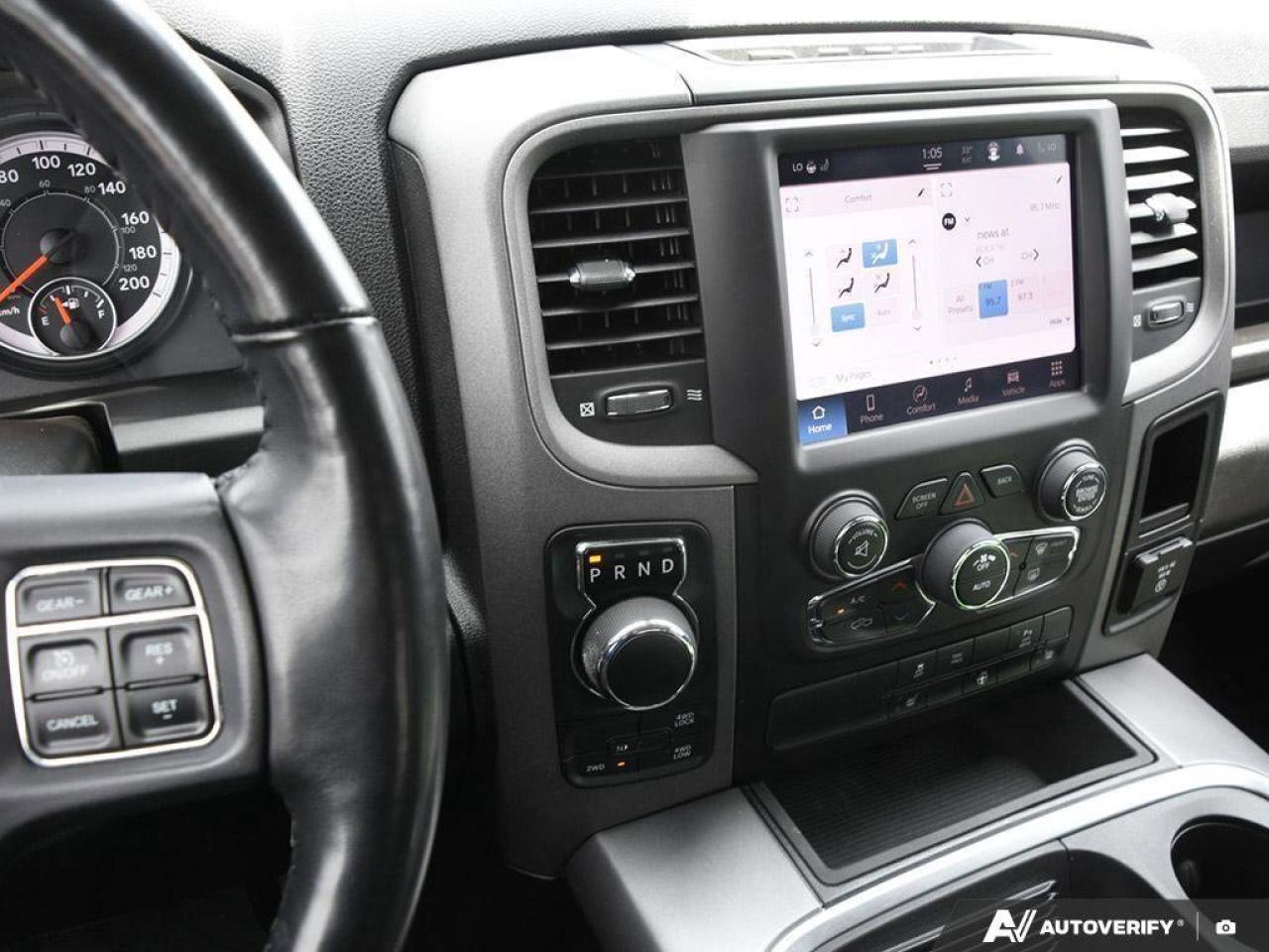 2022 RAM 1500 Classic ExpressBLACK EXPRESS, NIGHT, CREW, 4X4, HEMI, HEAT Photo