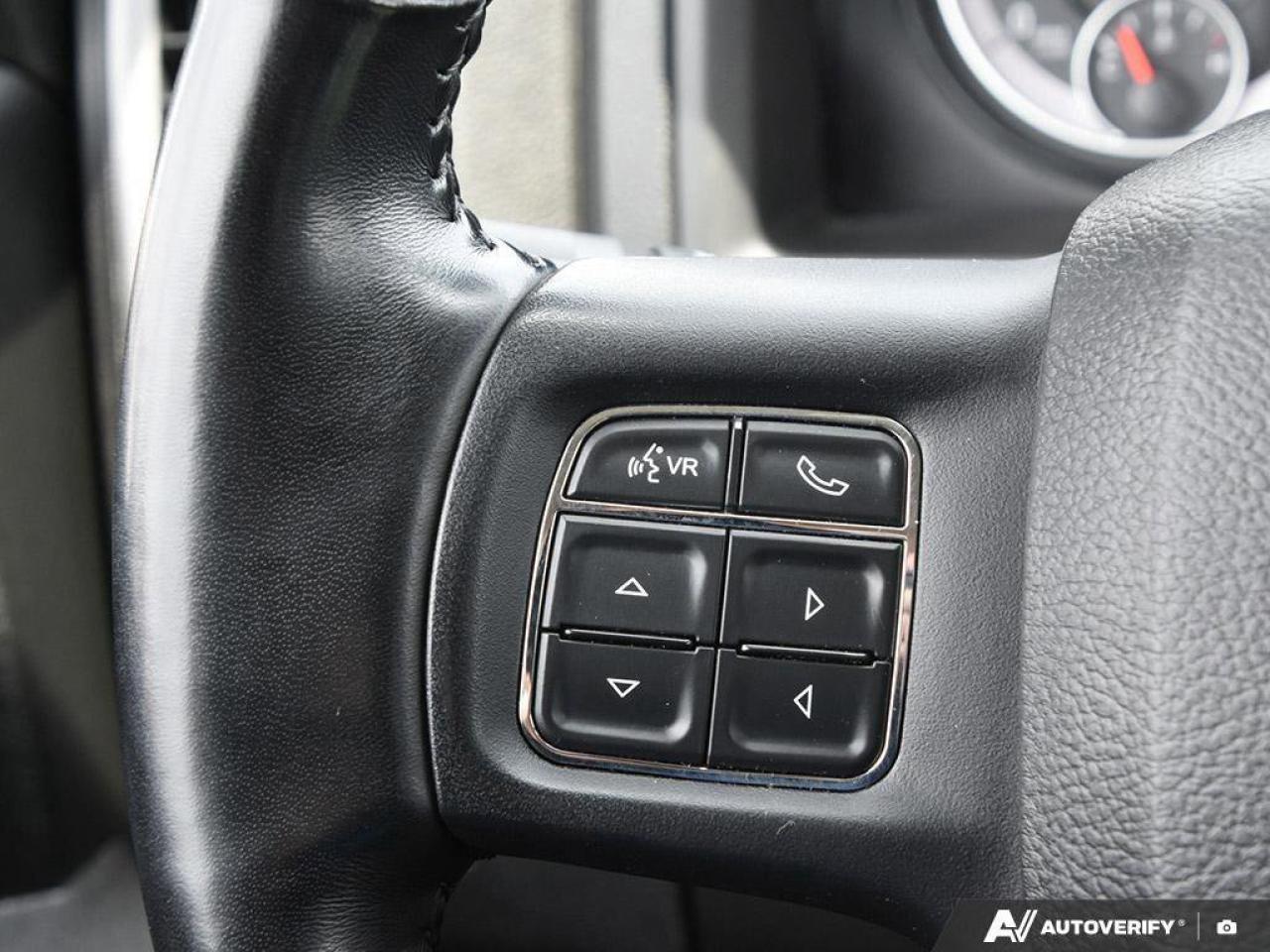 2022 RAM 1500 Classic ExpressBLACK EXPRESS, NIGHT, CREW, 4X4, HEMI, HEAT Photo