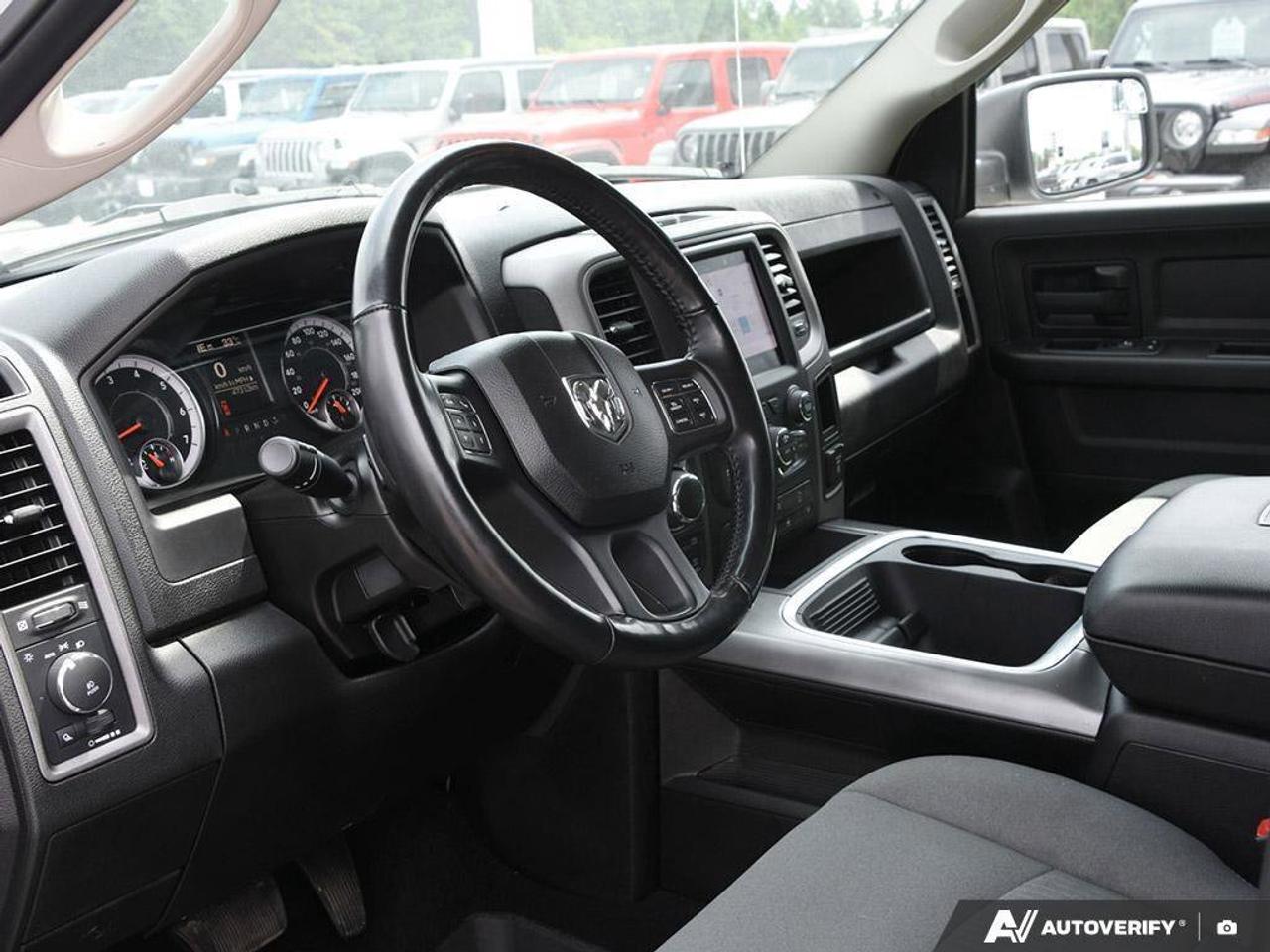 2022 RAM 1500 Classic ExpressBLACK EXPRESS, NIGHT, CREW, 4X4, HEMI, HEAT Photo