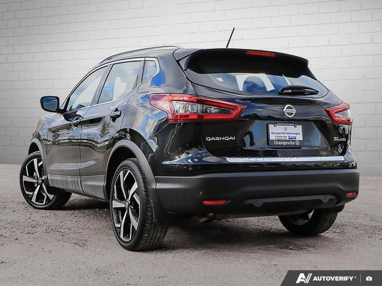 2022 Nissan Qashqai SVACCIDENT-FREE, SUNROOF, BACKUP CAM, HTD SEATS, C Photo3