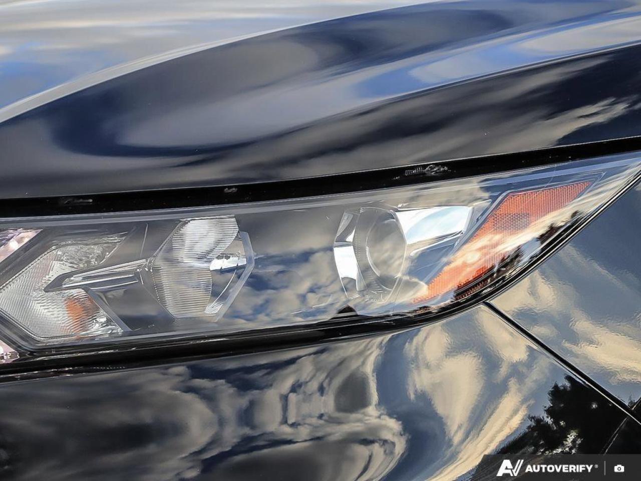 2022 Nissan Qashqai SVACCIDENT-FREE, SUNROOF, BACKUP CAM, HTD SEATS, C Photo