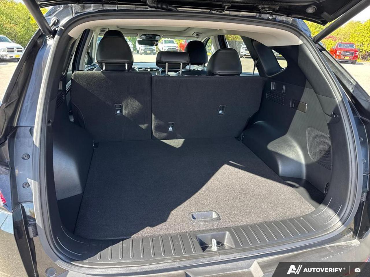 2022 Hyundai Tucson Hybrid Luxury HYBRID   BACKUP CAM   BLUETOOTH   HTD & CLD Photo