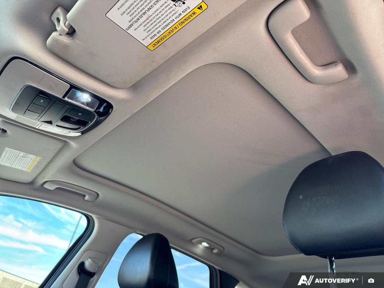 2022 Hyundai Tucson Hybrid Luxury HYBRID   BACKUP CAM   BLUETOOTH   HTD & CLD Photo