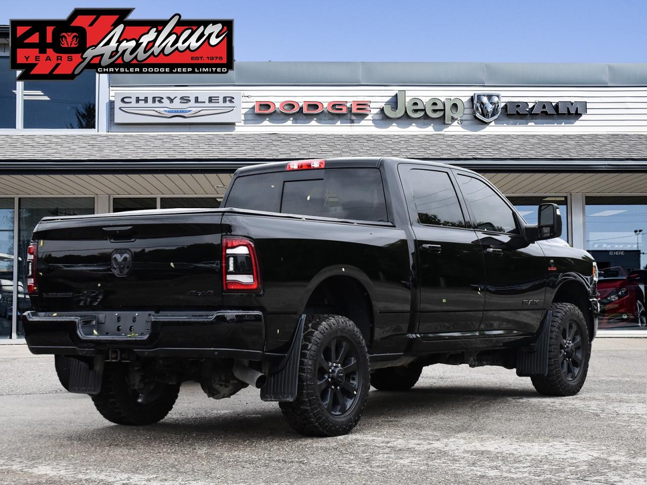 2024 RAM 2500 LARAMIE CREW CAB NIGHT EDITION 4X4 Photo3