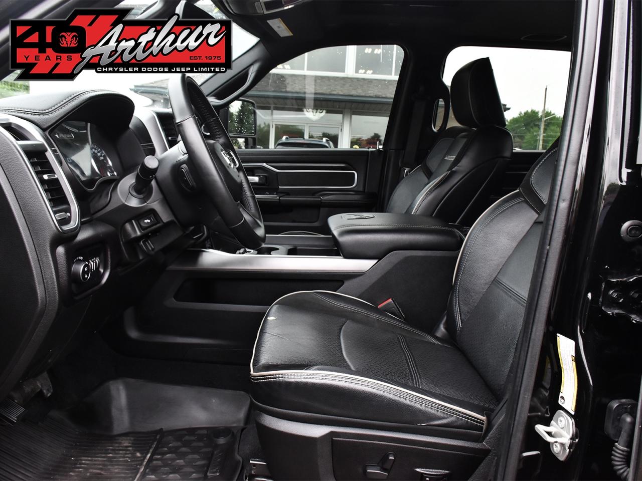 2024 RAM 2500 LARAMIE CREW CAB NIGHT EDITION 4X4 Photo