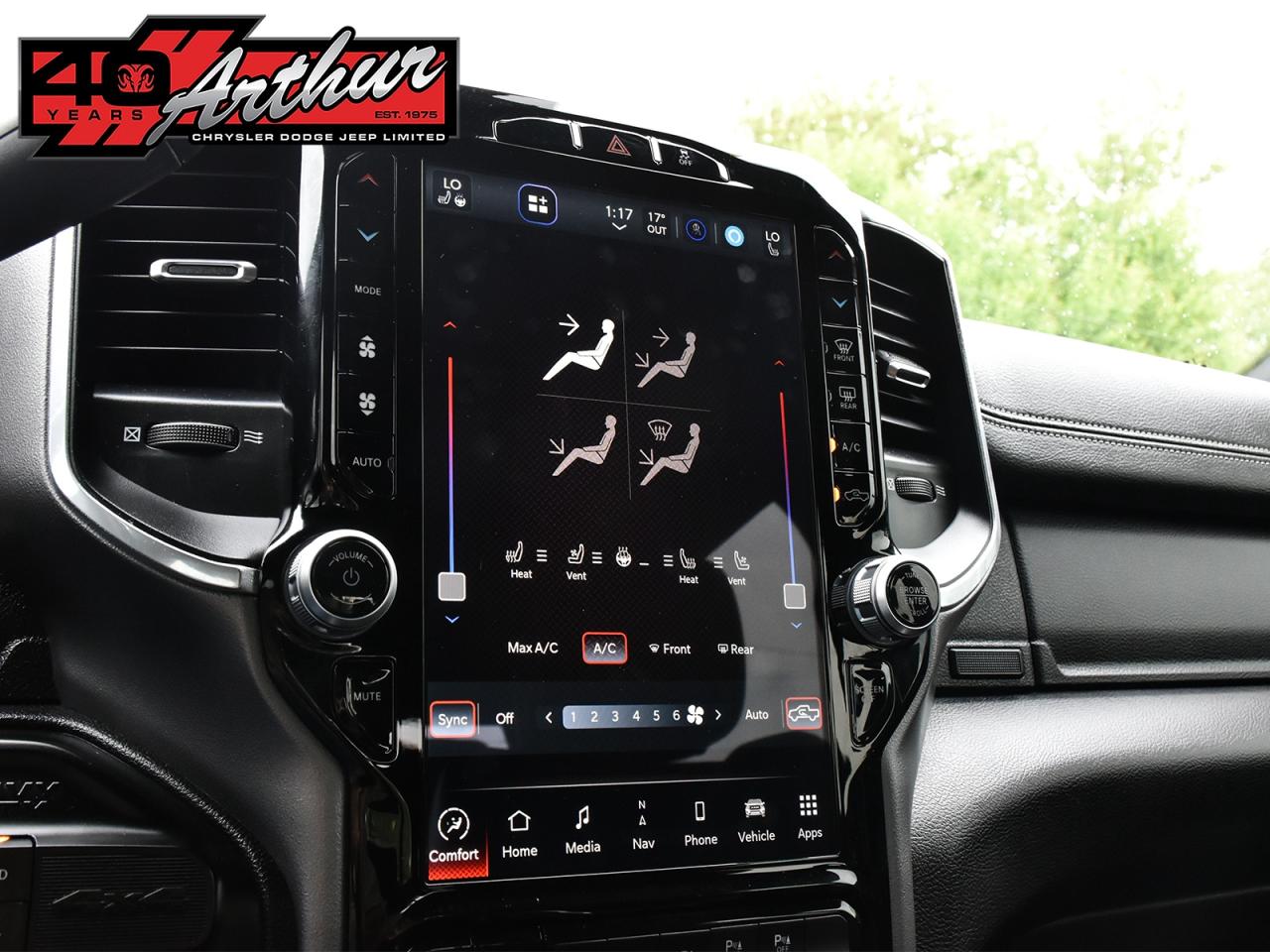 2024 RAM 2500 LARAMIE CREW CAB NIGHT EDITION 4X4 Photo