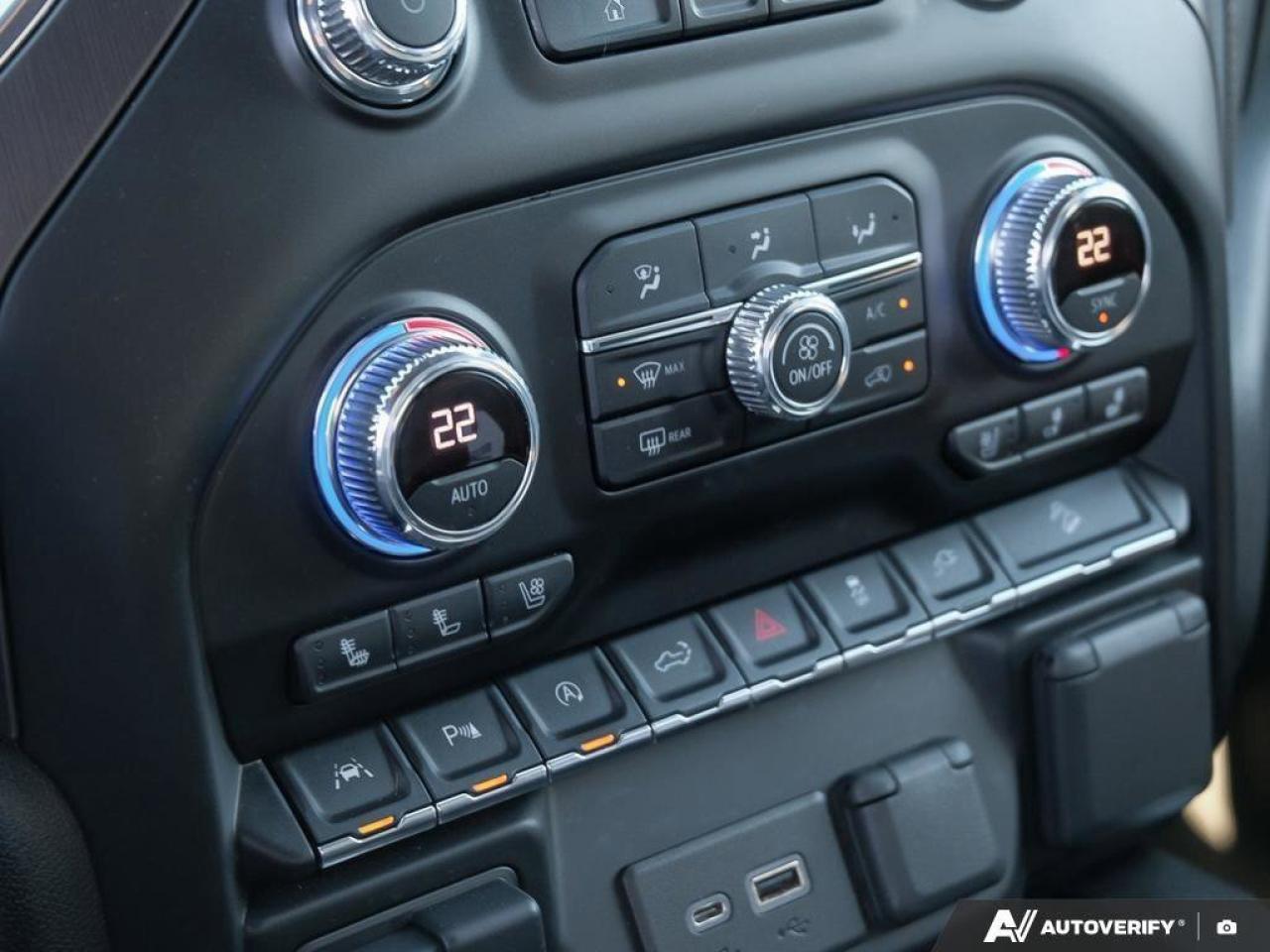 2021 GMC Sierra 1500 AT4AT4 CARBONPRO, CREW, 4X4, 6.2L, LOADED, 1-OWNER Photo