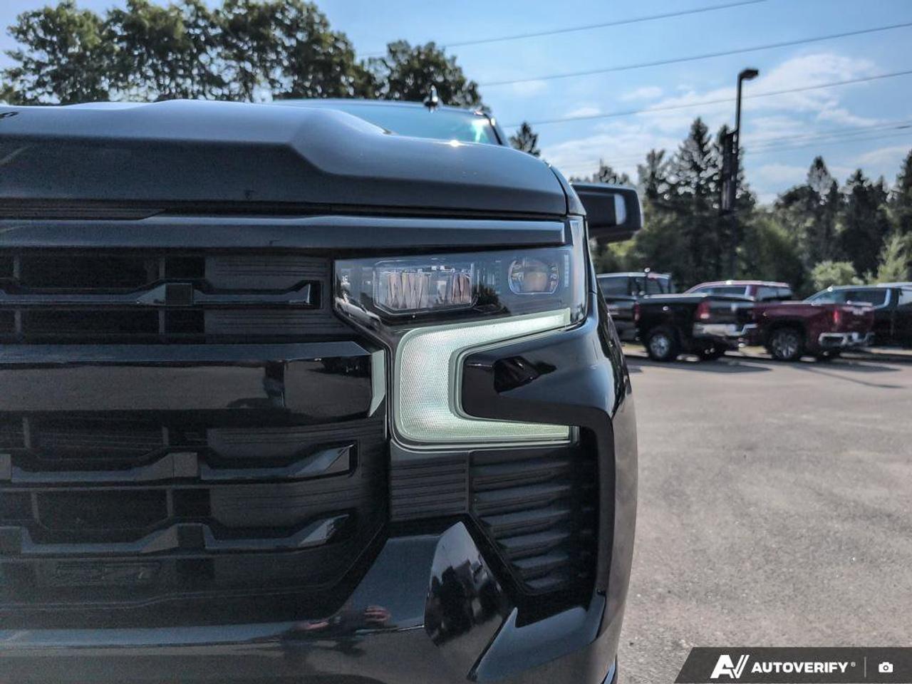 2022 Chevrolet Silverado 1500 LT Trail BossOne Owner   Heated Seats   Remote Sta Photo