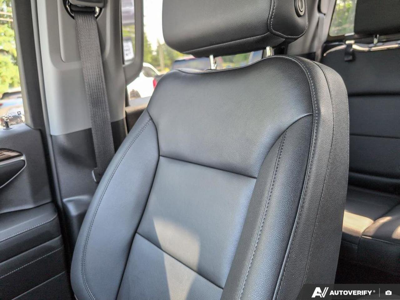 2022 Chevrolet Silverado 1500 LT Trail BossOne Owner   Heated Seats   Remote Sta Photo