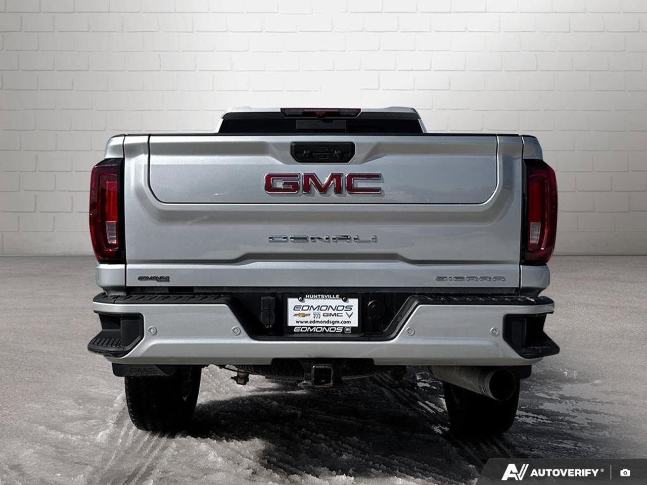 2022 GMC SIERRA 2500HD DenaliOne Owner   Trailer Mirrors   Trailer Brake Photo3