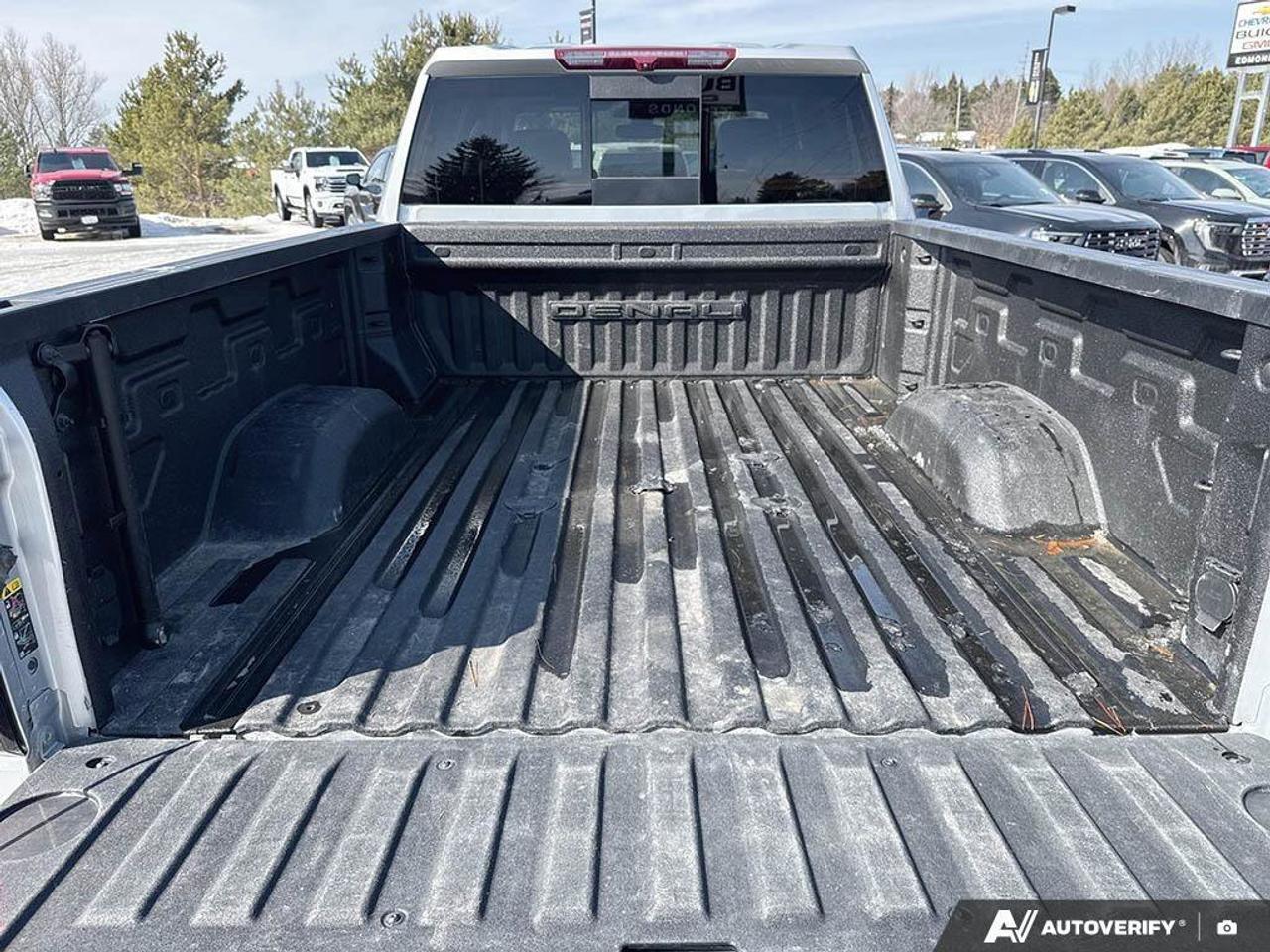 2022 GMC SIERRA 2500HD DenaliOne Owner   Trailer Mirrors   Trailer Brake Photo