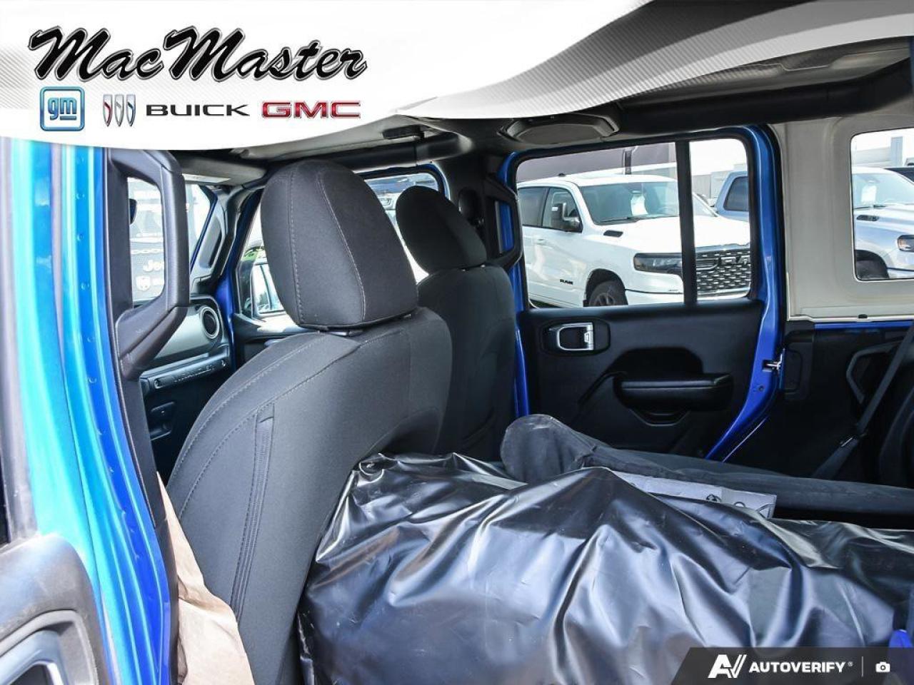 2022 Jeep Wrangler Unlimited WillysWILLYS, V6, 4X4, NAV, HTD CLOTH, L Photo