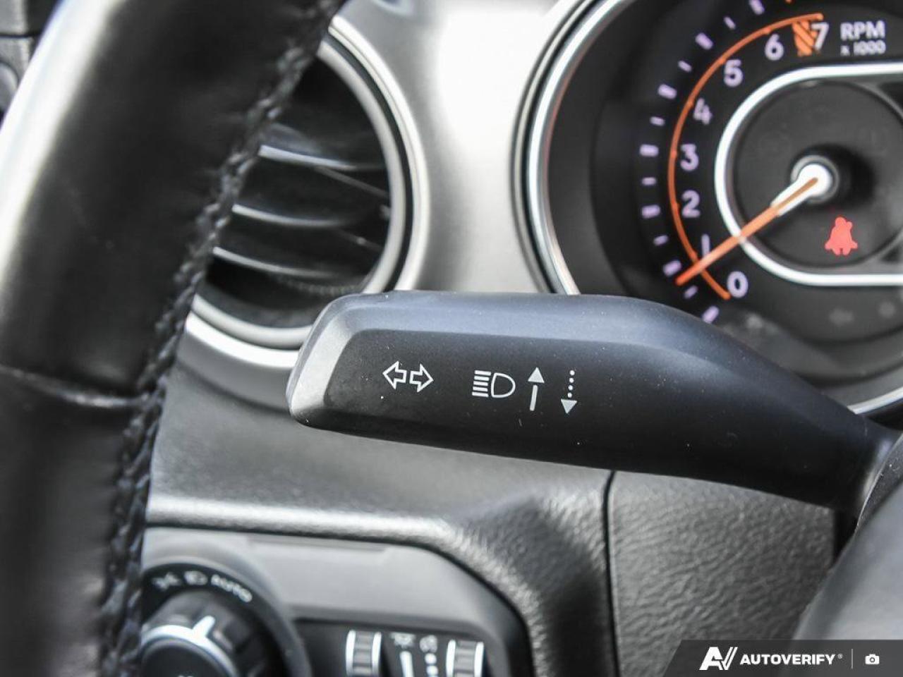 2022 Jeep Wrangler Unlimited WillysWILLYS, V6, 4X4, NAV, HTD CLOTH, L Photo