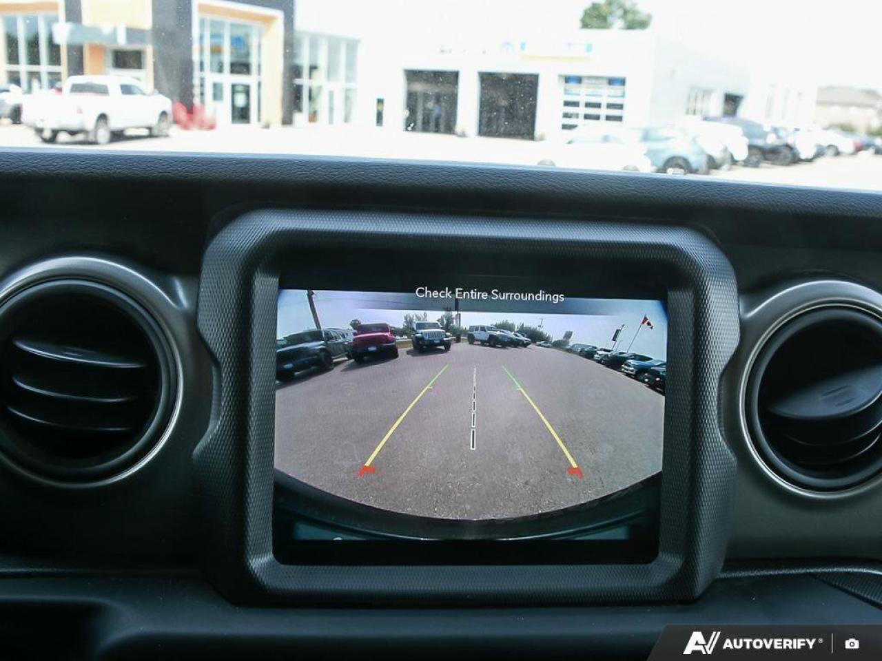 2022 Jeep Wrangler Unlimited WillysWILLYS, V6, 4X4, NAV, HTD CLOTH, L Photo