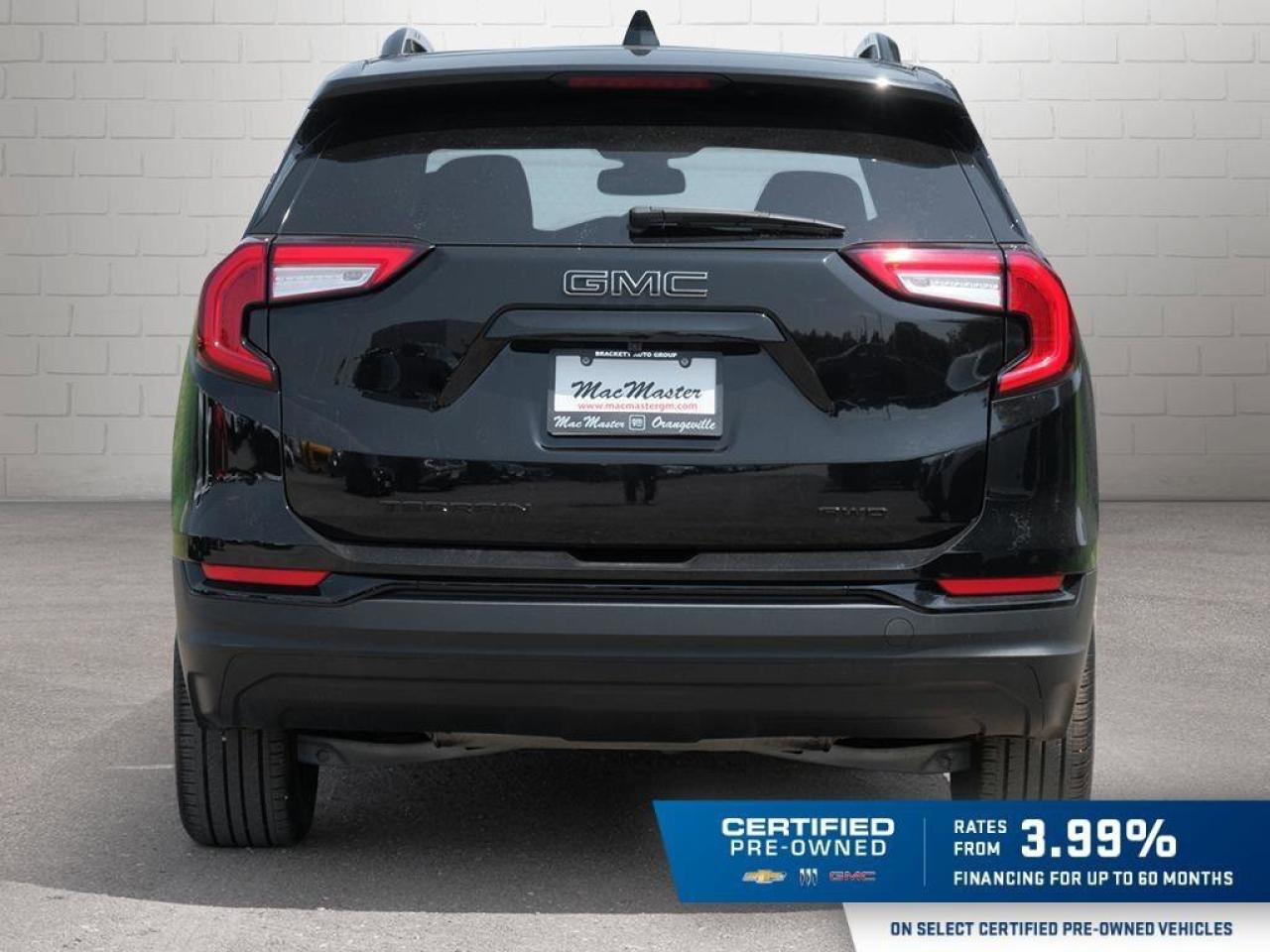 2023 GMC Terrain SLESLE ELEVATION, AWD, NAV, ROOF, HTD CLOTH, 1-OWN Photo3