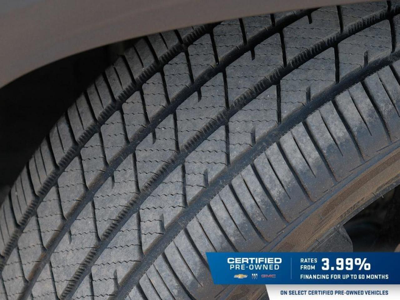 2023 GMC Terrain SLESLE ELEVATION, AWD, NAV, ROOF, HTD CLOTH, 1-OWN Photo