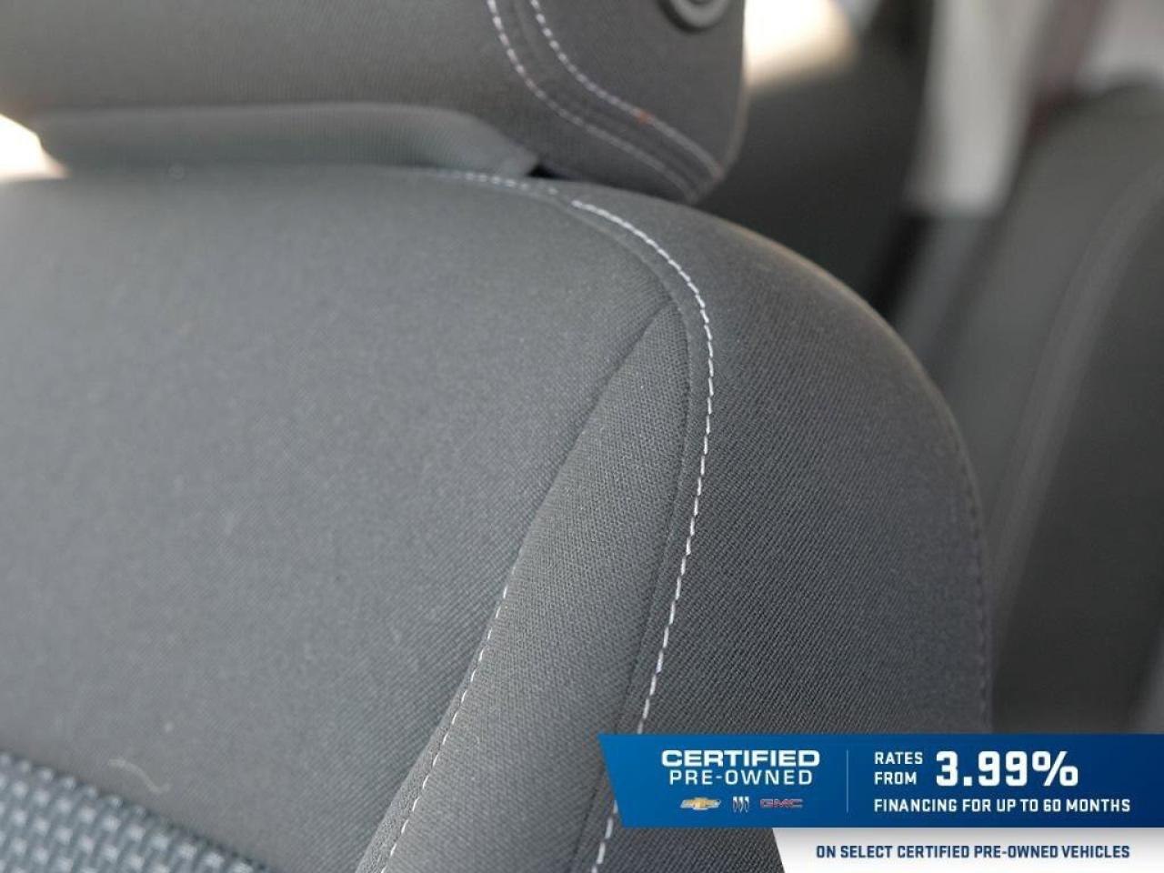 2023 GMC Terrain SLESLE ELEVATION, AWD, NAV, ROOF, HTD CLOTH, 1-OWN Photo