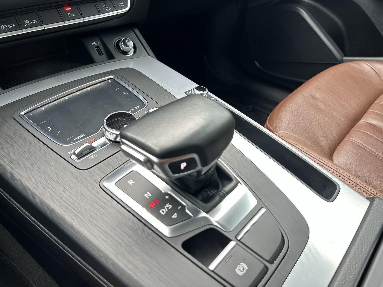 2020 Audi Q5 45 2.0T Progressiv   New Brakes Photo