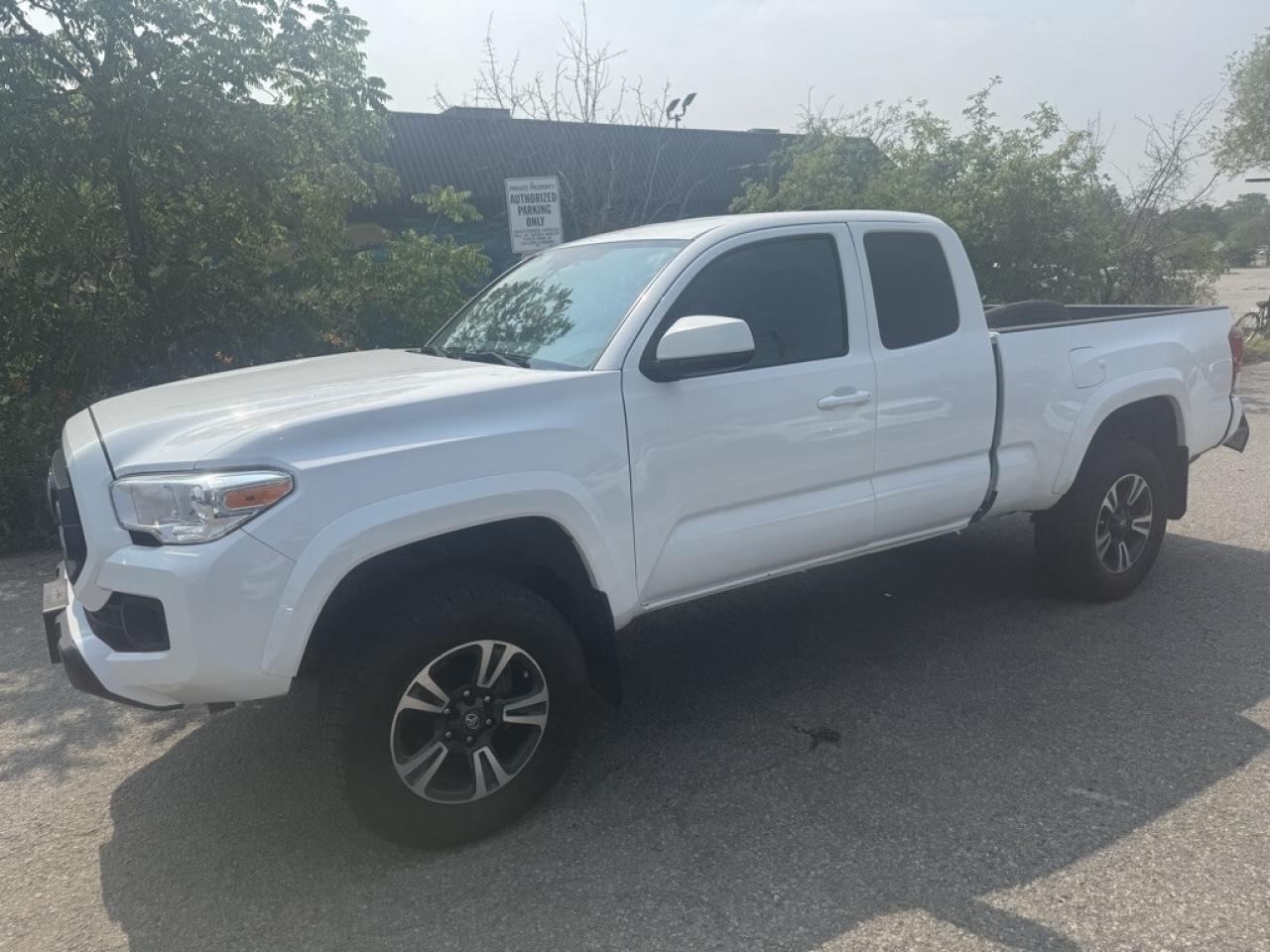 2020 Toyota Tacoma 4x4 Access Cab Automatic Photo2