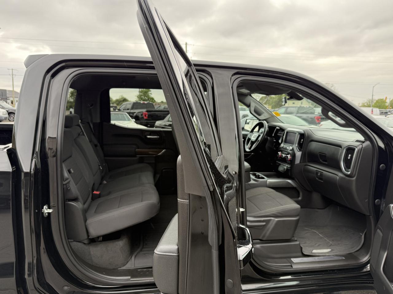 2021 GMC Sierra 1500 4WD Crew Cab 147  Elevation Photo