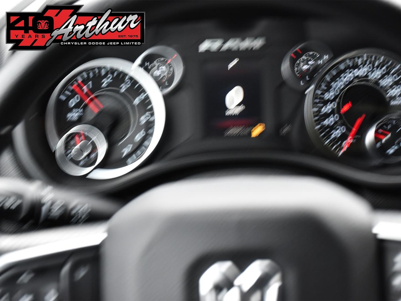 2025 RAM 1500 TRADESMAN SPORT CREW 4X4 Photo