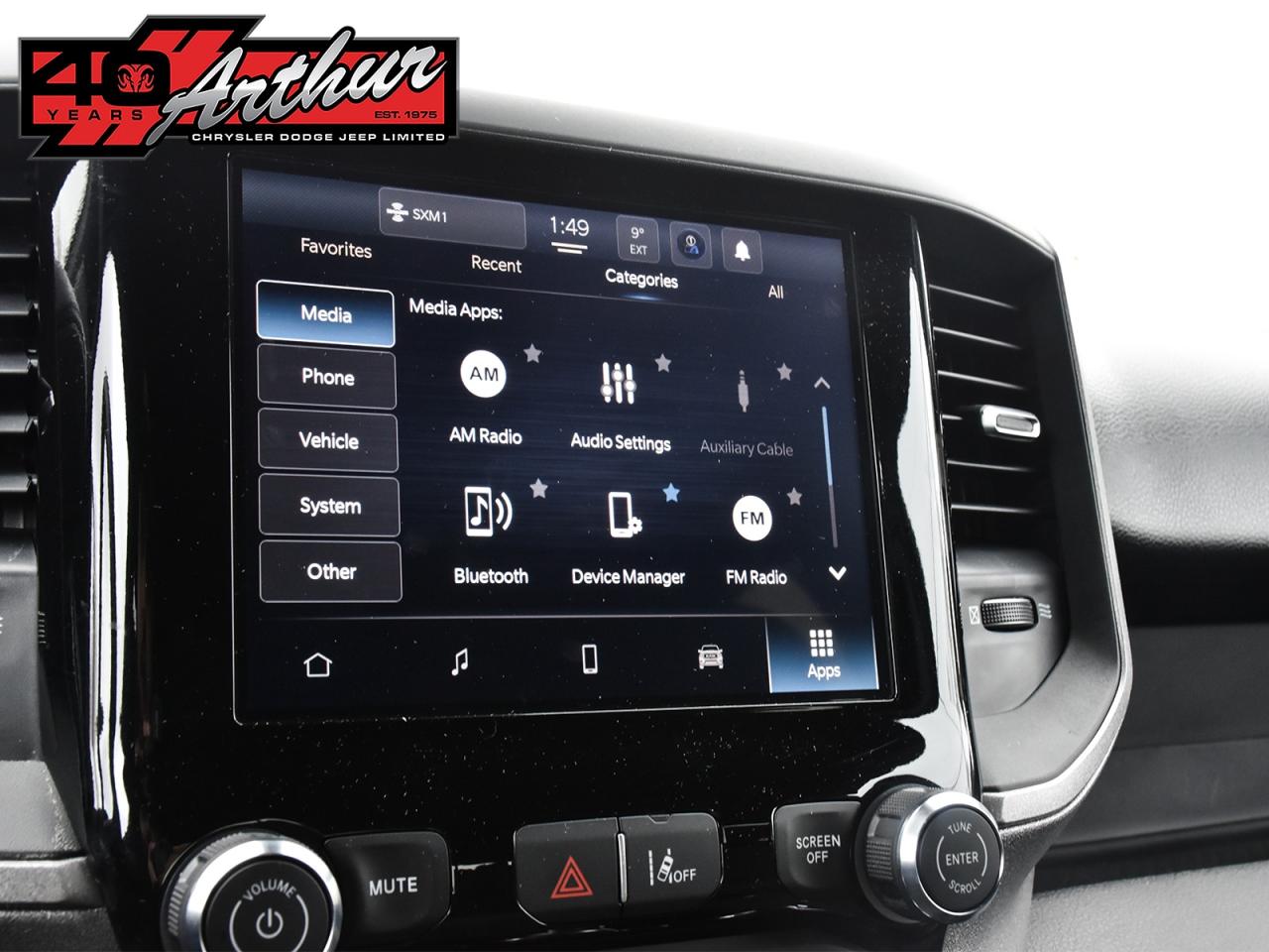 2025 RAM 1500 TRADESMAN SPORT CREW 4X4 Photo